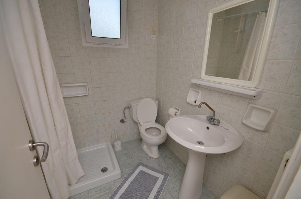 Sunrise Hotel Apartments Ypsos Room photo