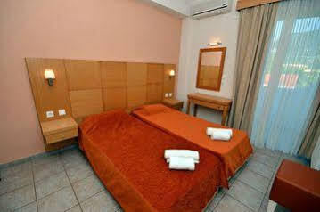 Sunrise Hotel Apartments Ypsos Exterior photo